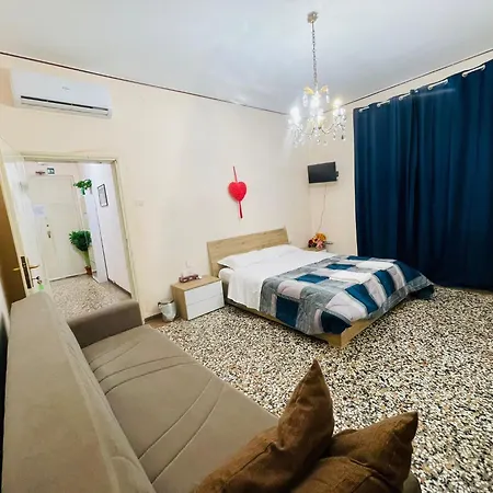 Daire Venice Train Station *