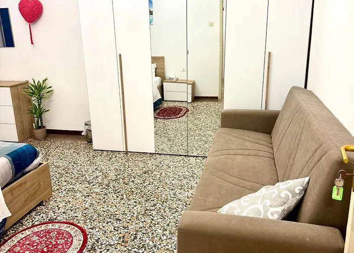 Venice Train Station Apartment